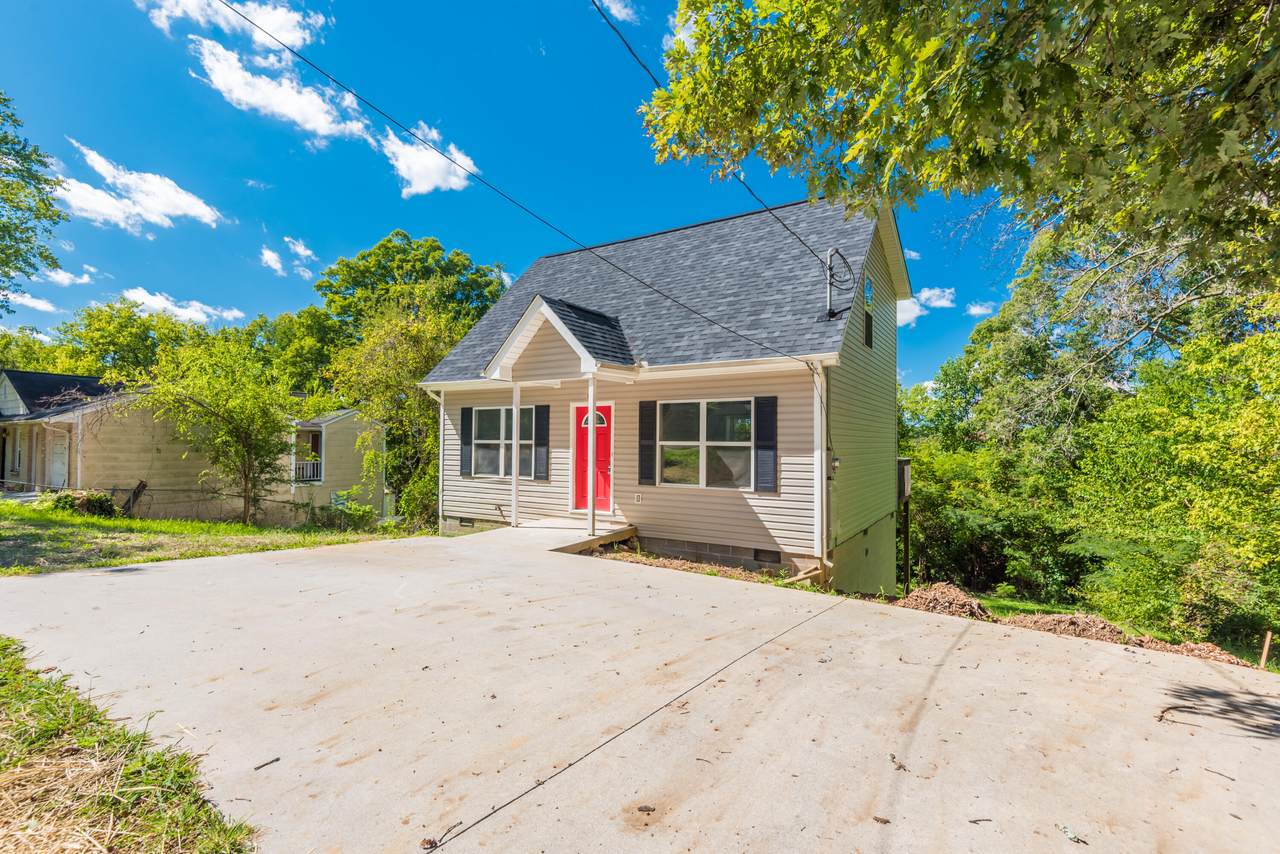 3223 Washington Pike - Photo 1