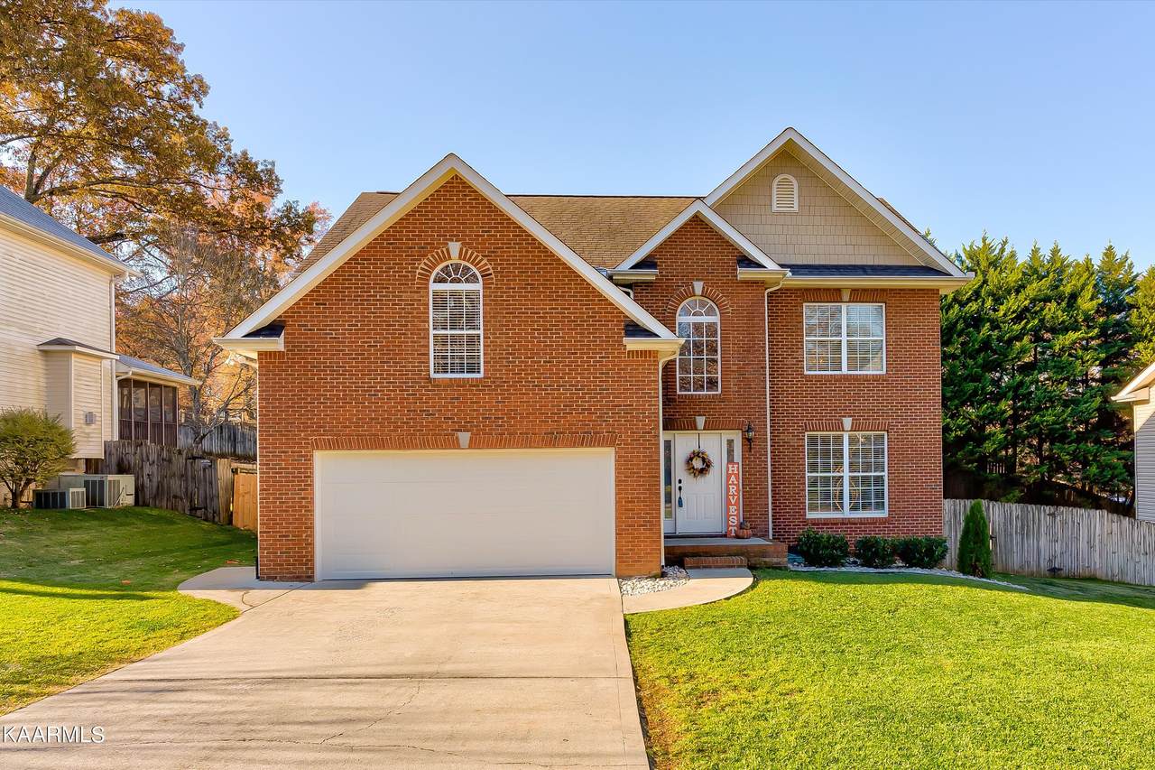 1319 Pershing Hill Lane - Photo 1