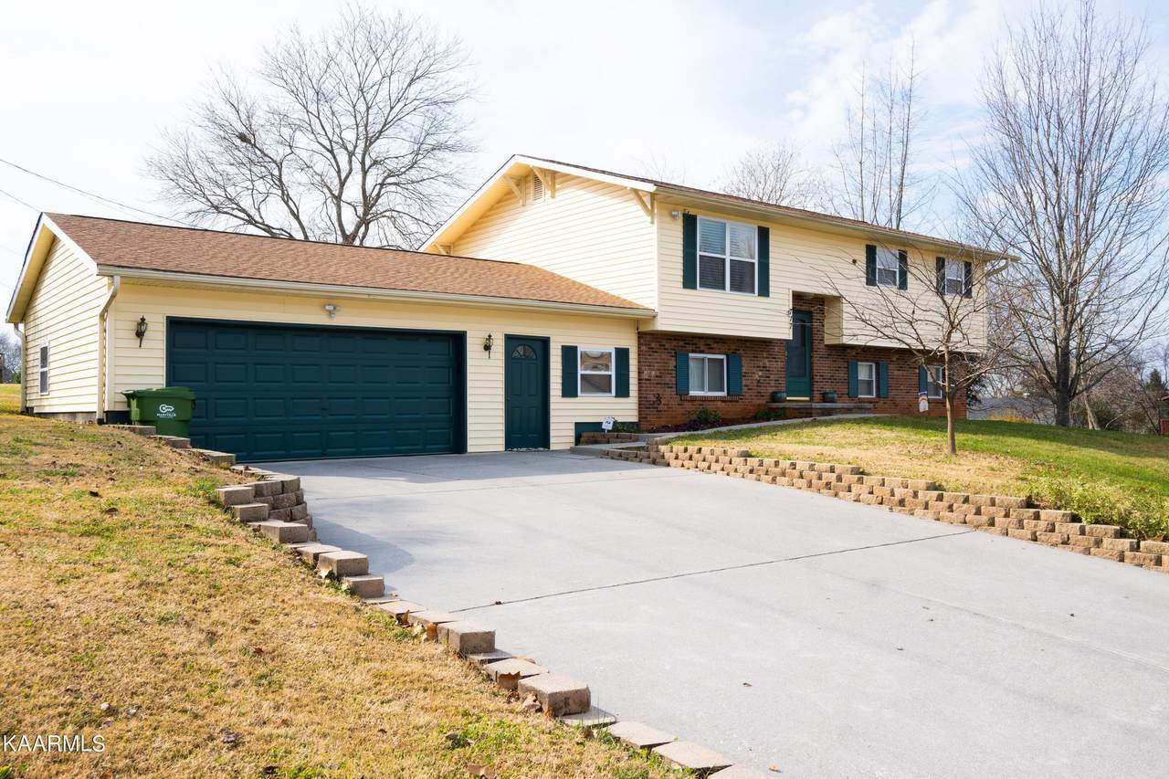 717 Providence Rd - Photo 1