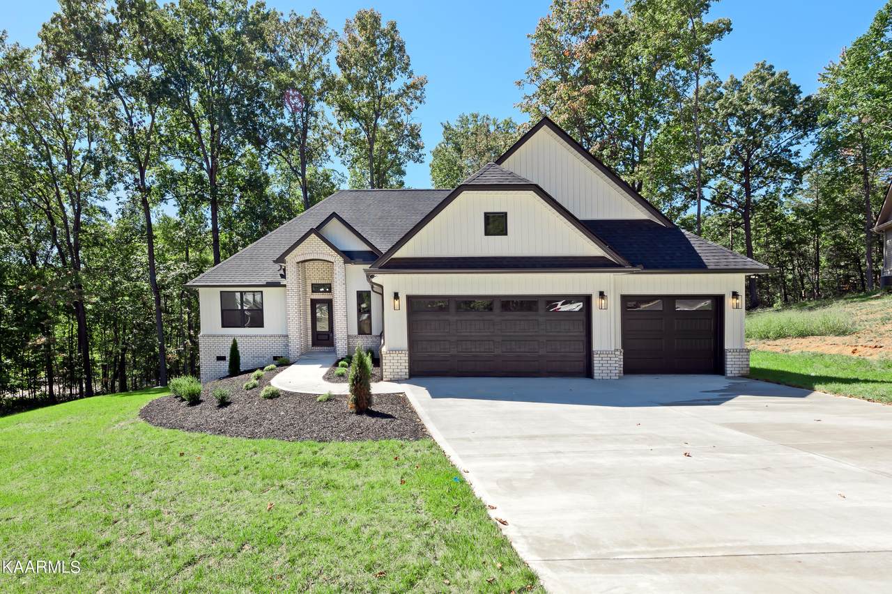 214 Nicoma Circle - Photo 1