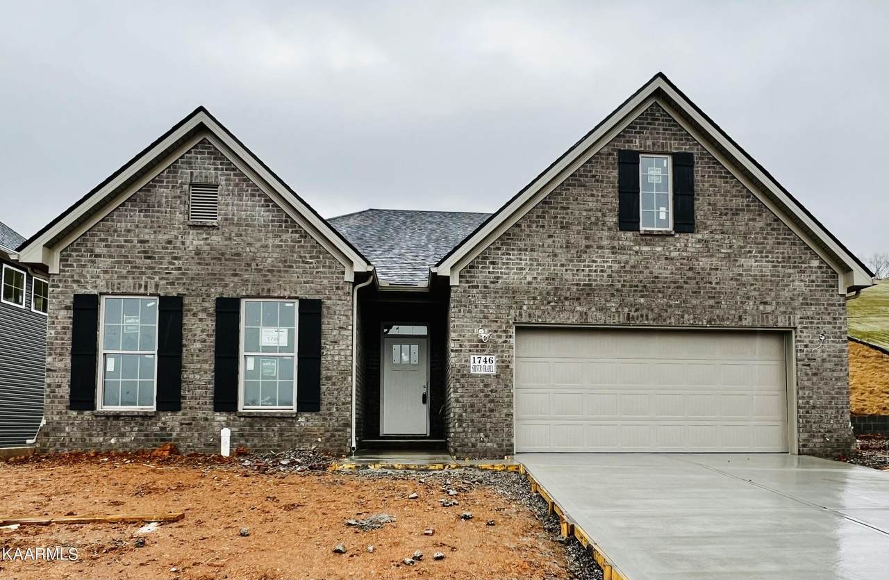 1746 Silver Chapel Drive - Photo 1