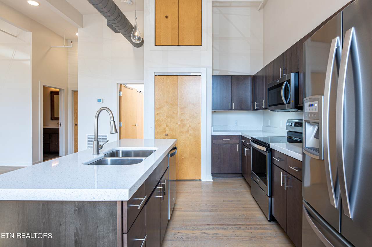 16 Emory Place - Photo 1