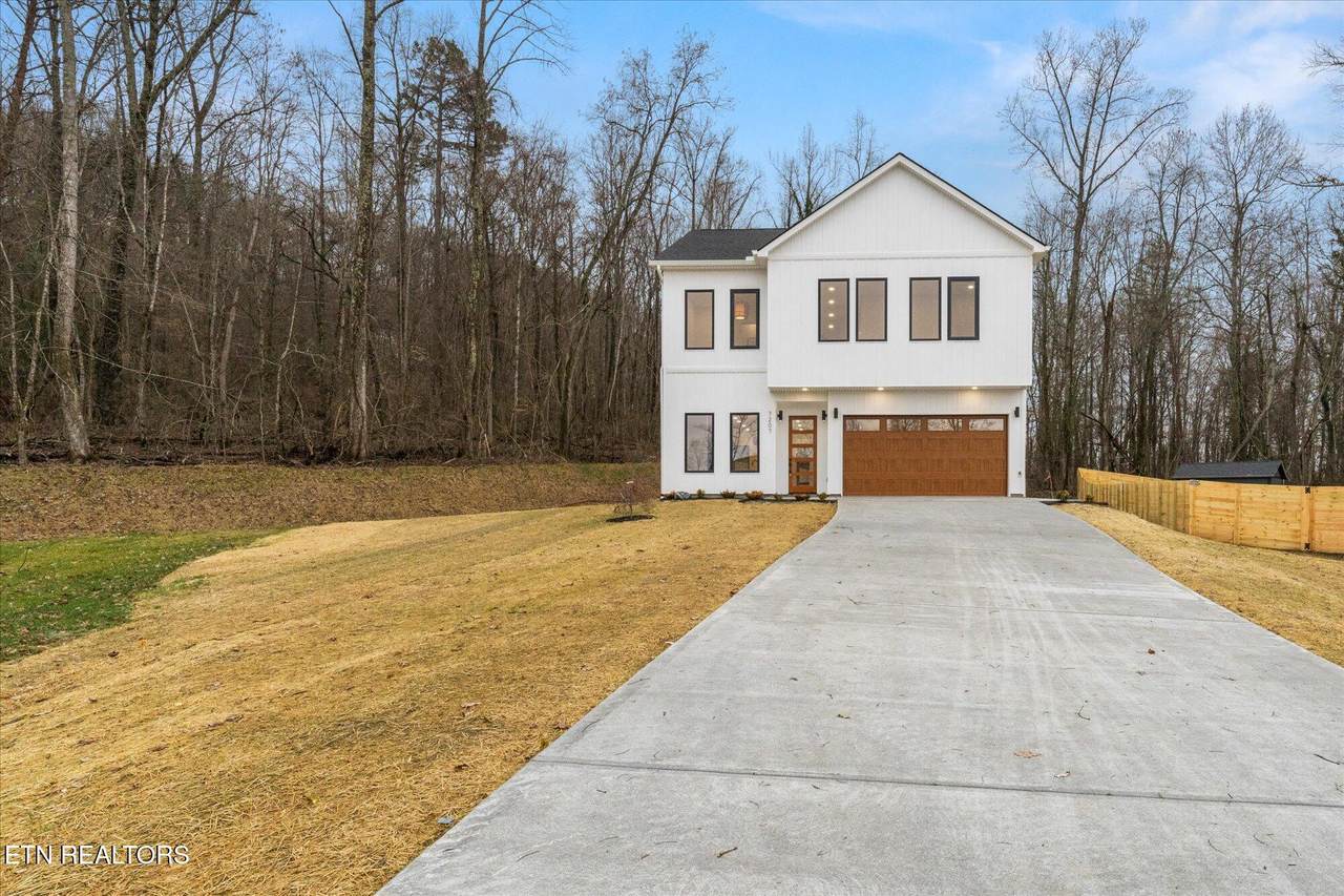 7207 Jana Chris Lane - Photo 1