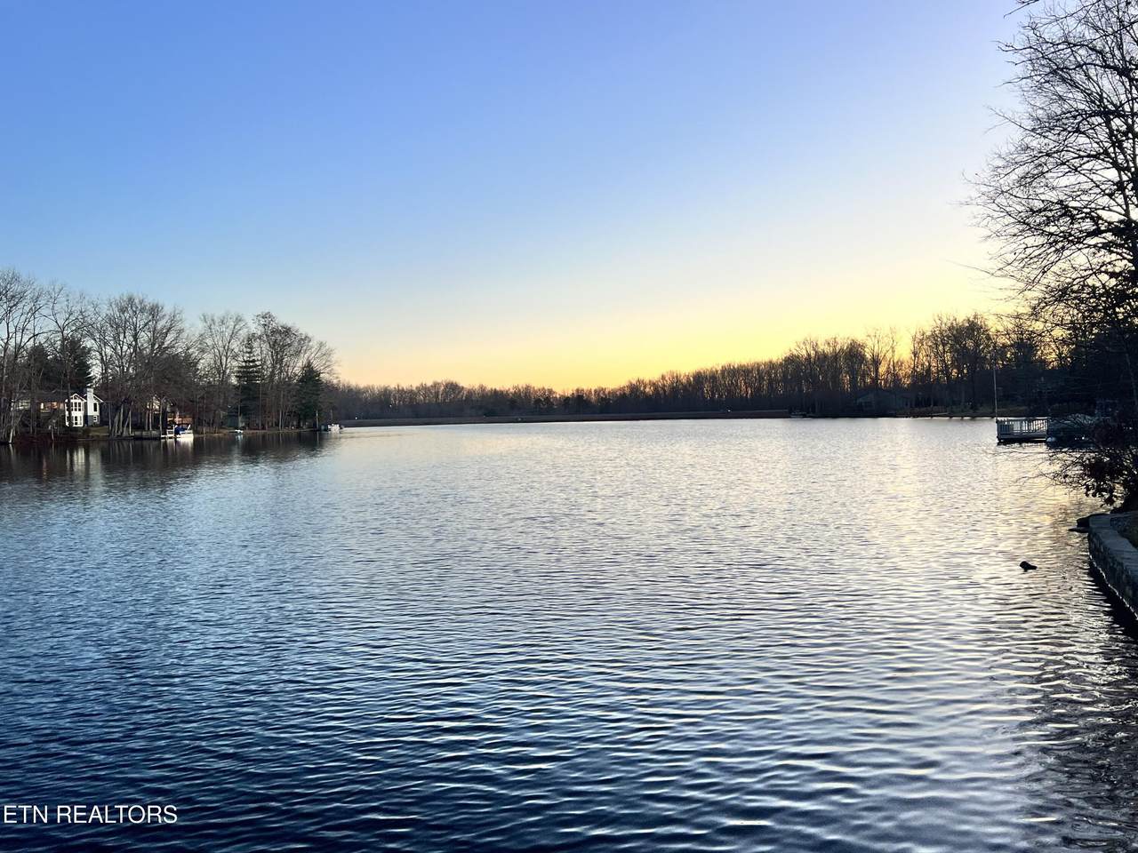 124 Canterbury Drive - Photo 1