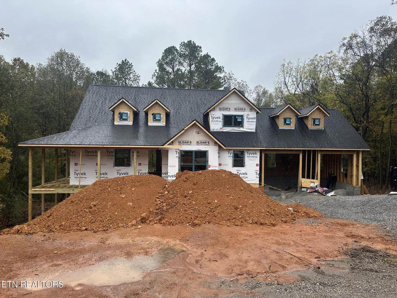 100 Gigi Lane - Photo 1