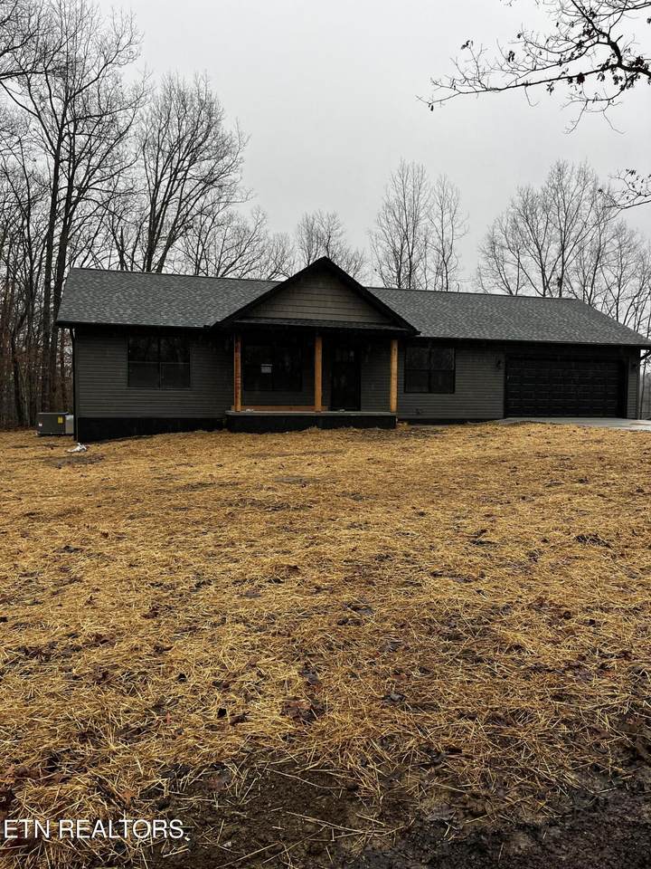 41 Peachtree Drive - Photo 1