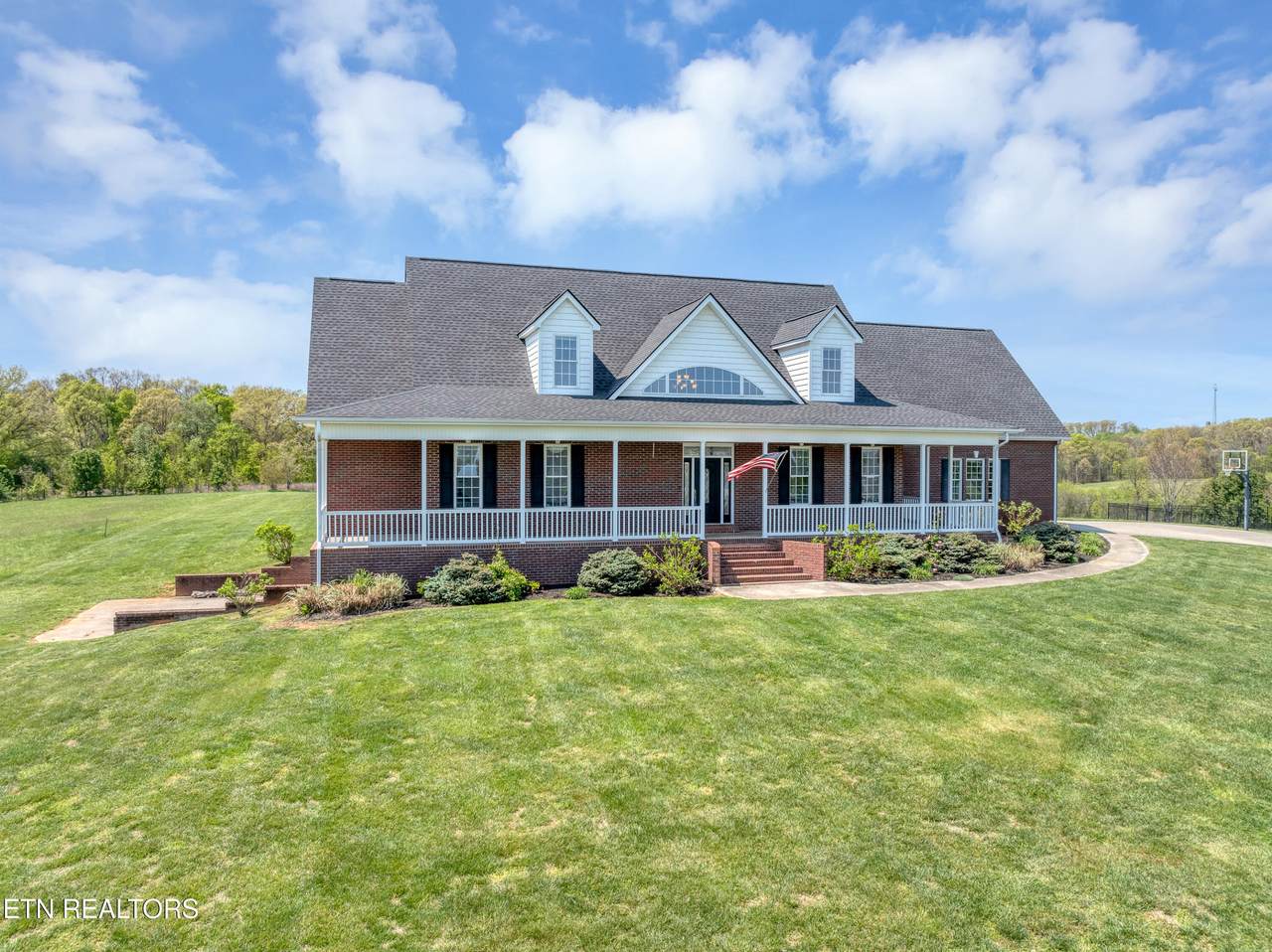 765 Longview Drive - Photo 1