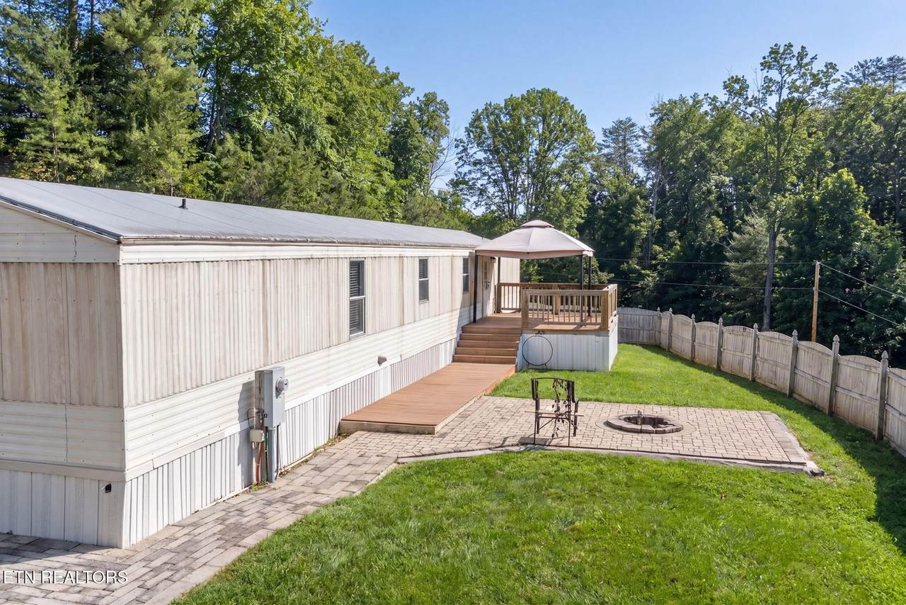 425 Bazel Rd - Photo 1