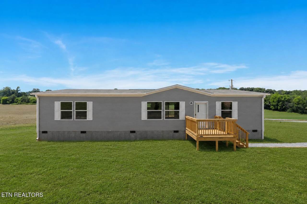 279 Thompson Rd - Photo 1