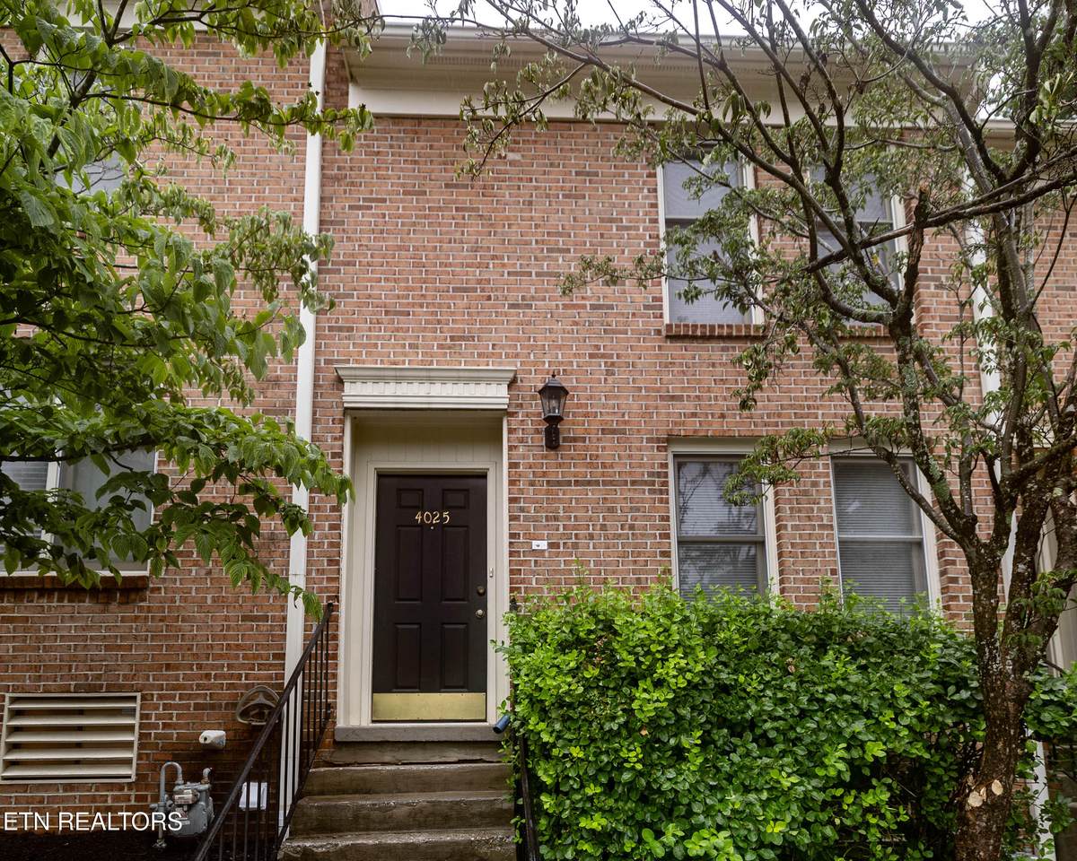 4025 Heather Court - Photo 1