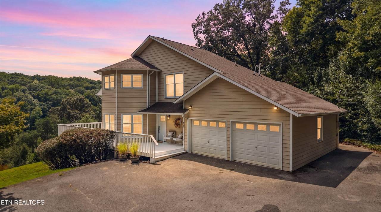 489 Jefferson Lane - Photo 1