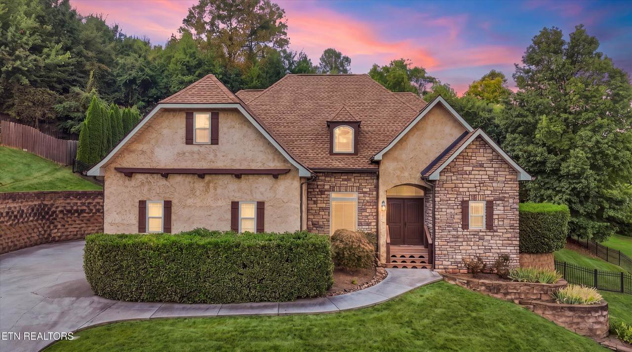 8121 Laurel Falls Lane - Photo 1