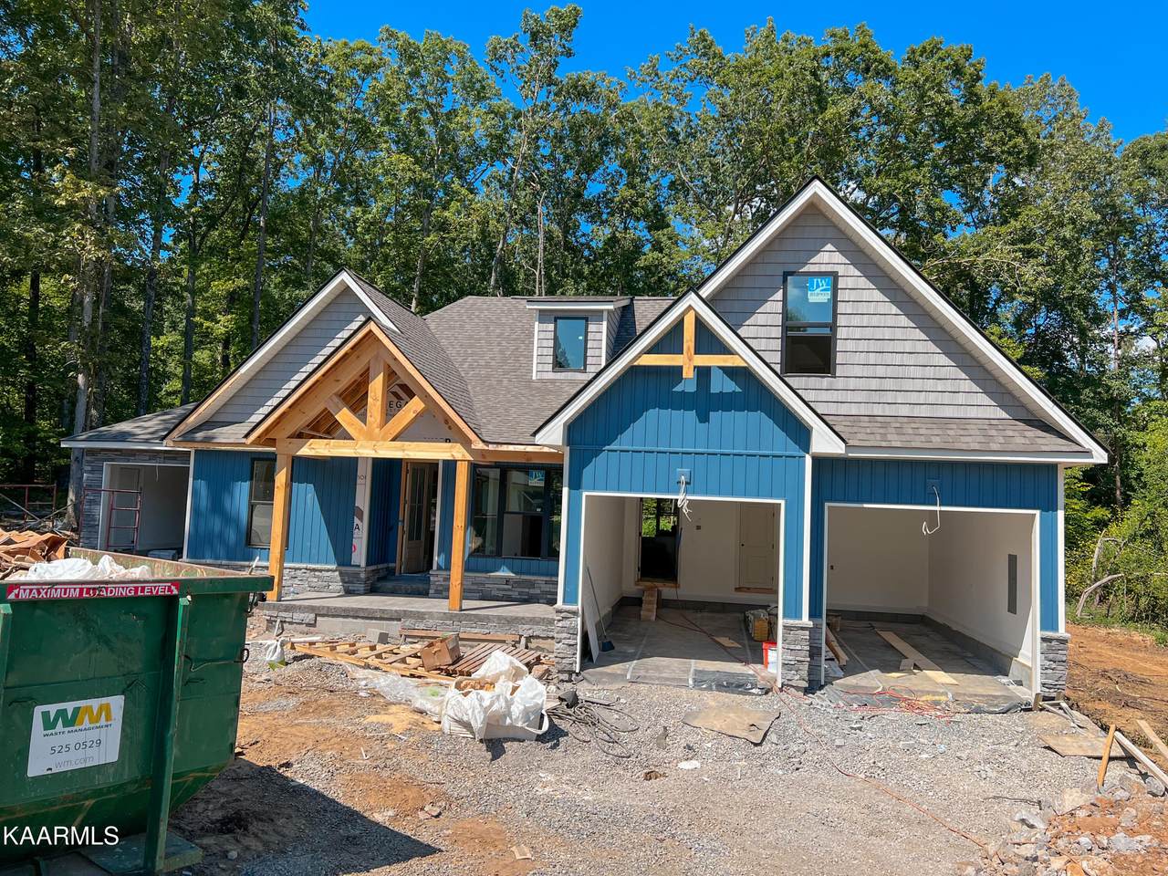 208 Daleyuhski Lane - Photo 1