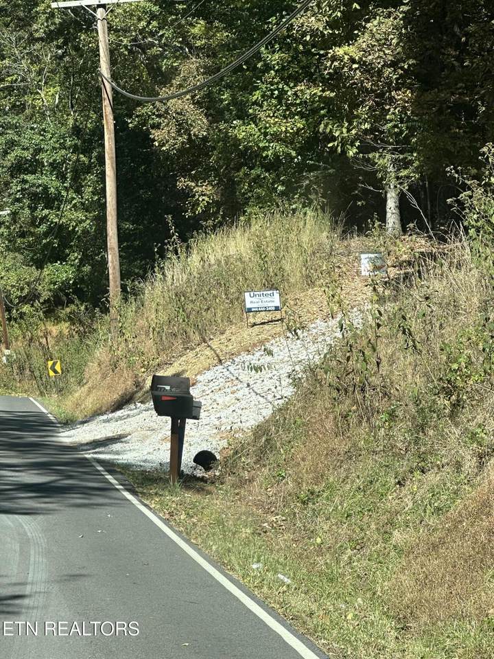 2050 Jones Bend Rd - Photo 1