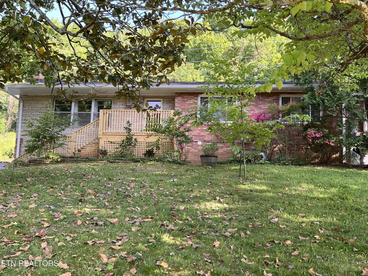 4220 Spar Drive - Photo 1