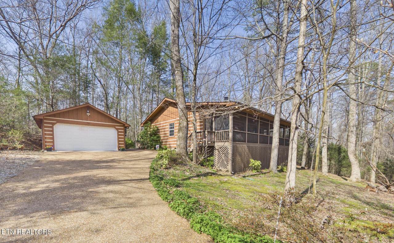 3840 Saddle Brook Way - Photo 1