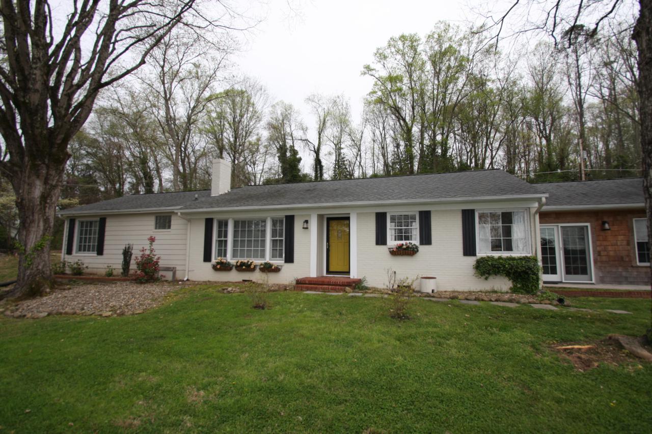 1223 Dogwood Drive - Photo 1