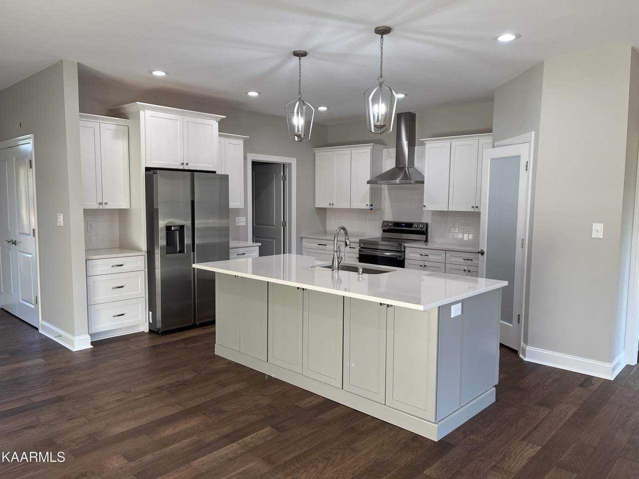 140 Kahite Greens Place - Photo 1