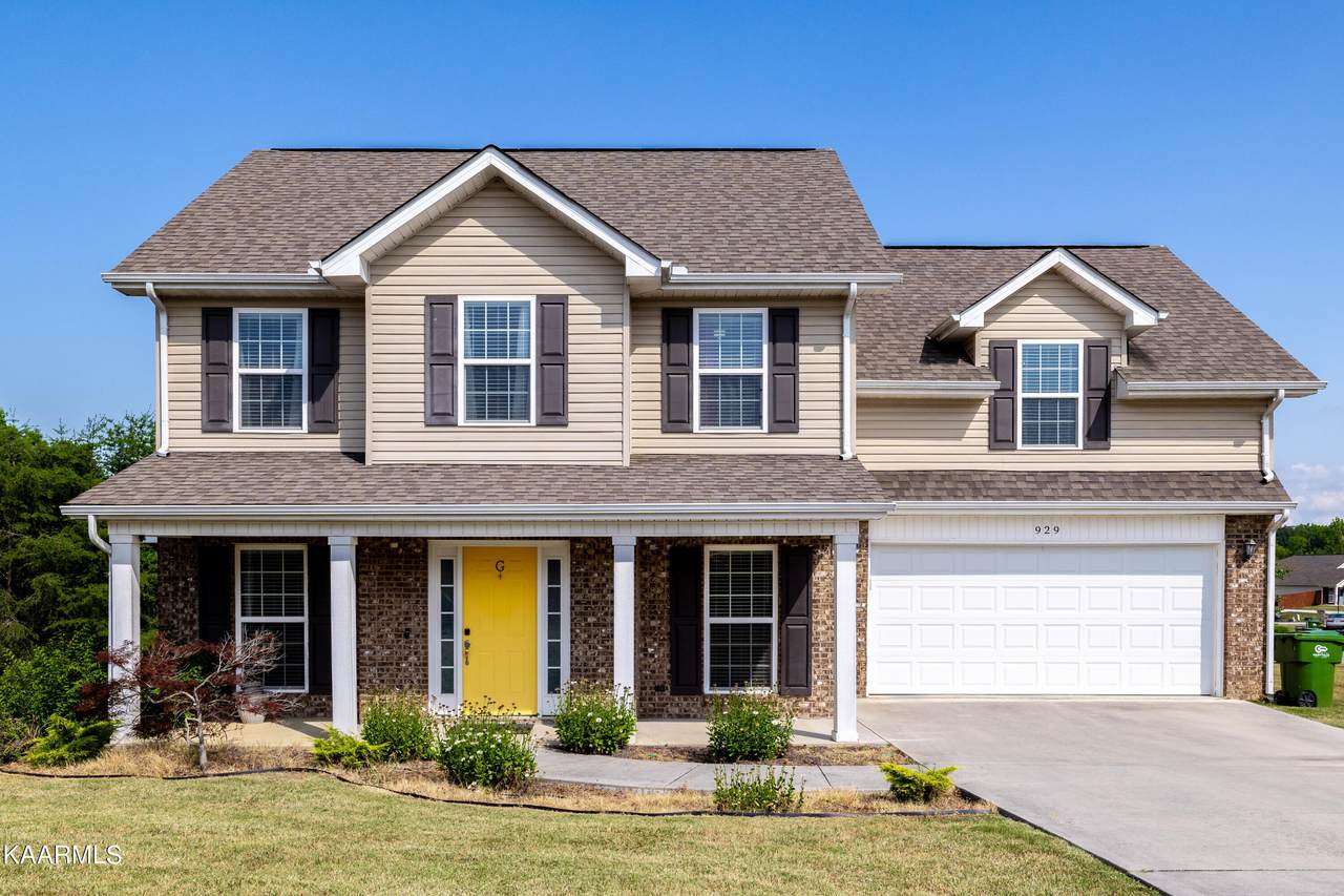 929 Thunder Creek Drive - Photo 1