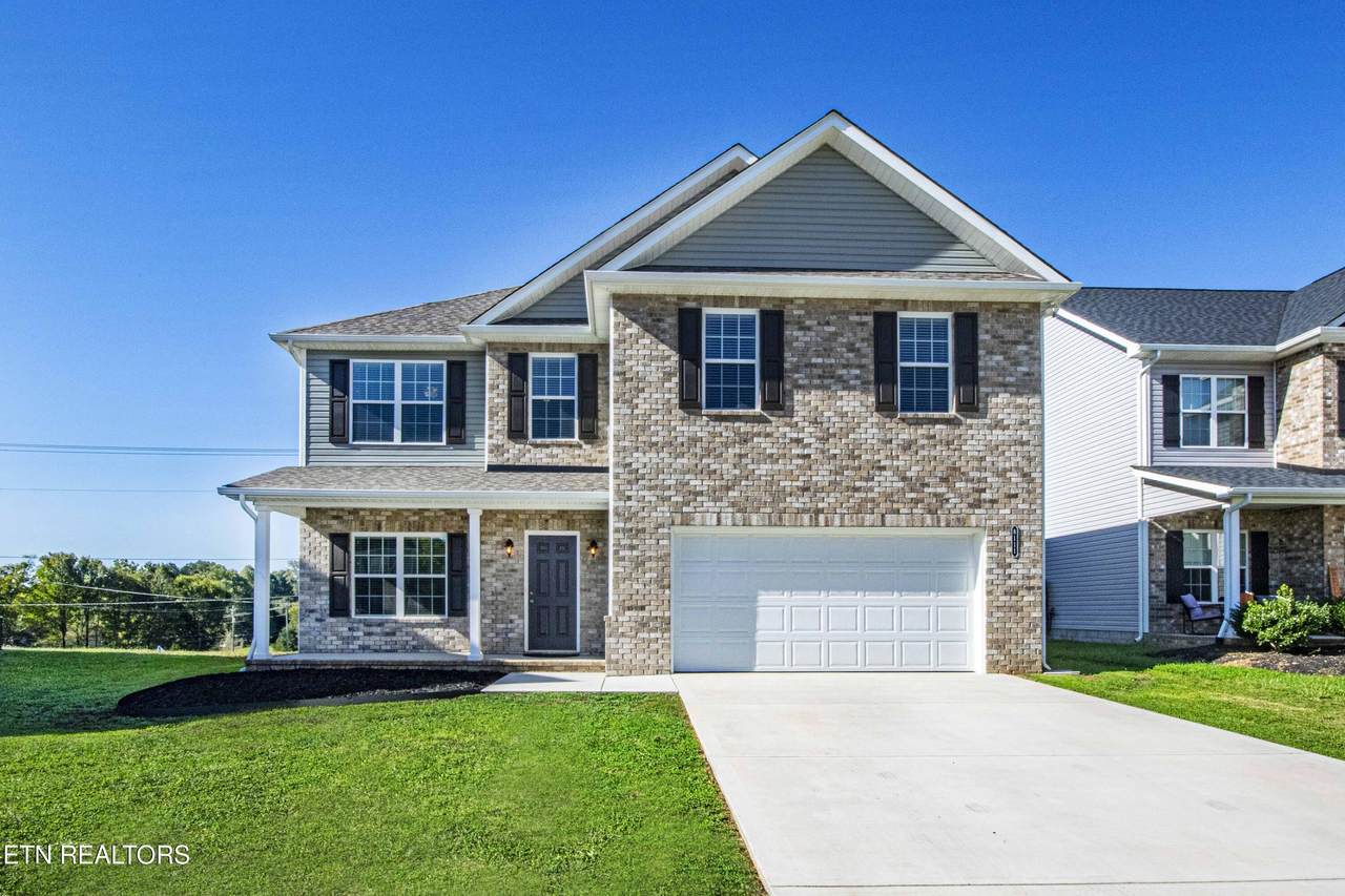 8111 Zenith Lane - Photo 1