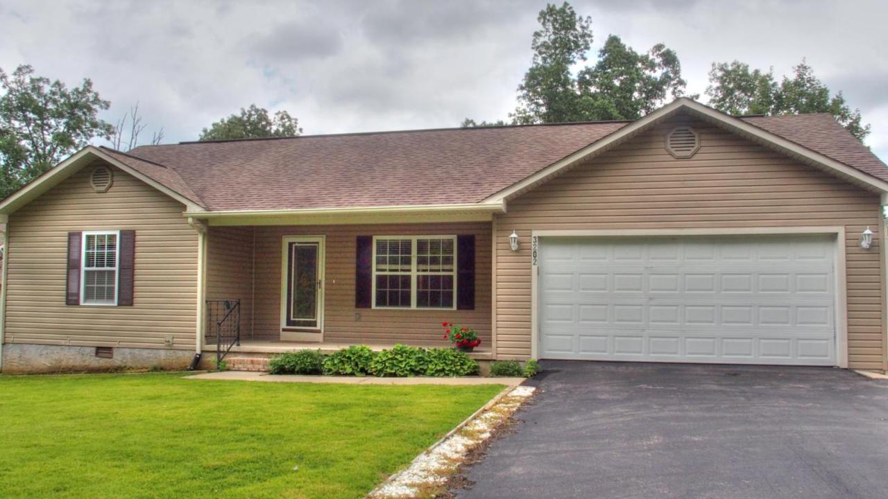3202 Warpath Drive - Photo 1