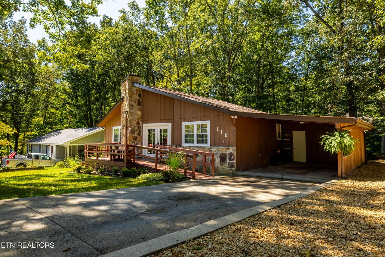 112 Jasper Drive - Photo 1