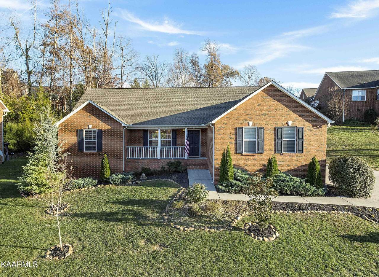 1562 Lewisbrooke Lane - Photo 1