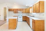 6633 Kern Rd - Photo 8