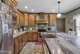 826 Pickett Rd - Photo 6
