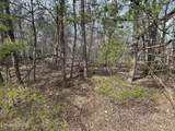 121 Motthaven Drive - Photo 2