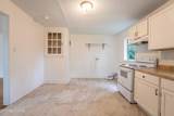 718 Emerald Ave - Photo 9