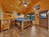1876 Billard Way - Photo 32