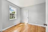 12 Everett St - Photo 9