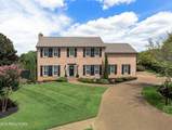 204 Hampton Court - Photo 1