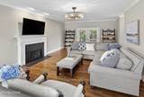 204 Hampton Court - Photo 13