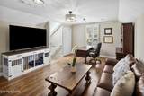 204 Hampton Court - Photo 31