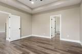 1304 Duck Pond Rd - Photo 17