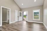 1304 Duck Pond Rd - Photo 5