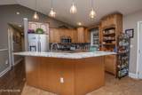 5821 Fountain Rd - Photo 14