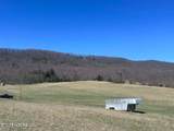 1094 Parkey Hollow Rd - Photo 10