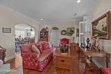 942 Palace Rd - Photo 6