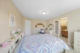 1652 Emerald Pointe Lane - Photo 16
