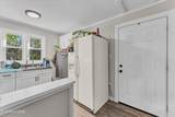 558/560 W Outer Drive - Photo 9