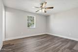 1913 Colonial Circle - Photo 14