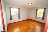 1725 Russell St - Photo 11