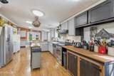 8123 Hall Rd - Photo 14
