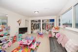 1204 Redwood Ave - Photo 17