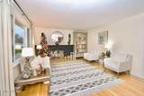 1204 Redwood Ave - Photo 3