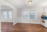 300 Oak St - Photo 15
