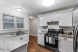 300 Oak St - Photo 24